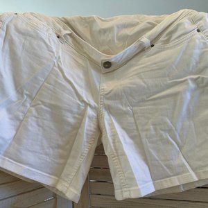 Seraphine maternity white shorts